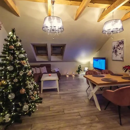 Sweet דירה אוסטראון